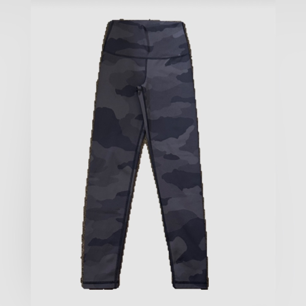 OFFLINE BY AERIE LEGGINGS—- Blue/Navy Camouflage Print |size small|